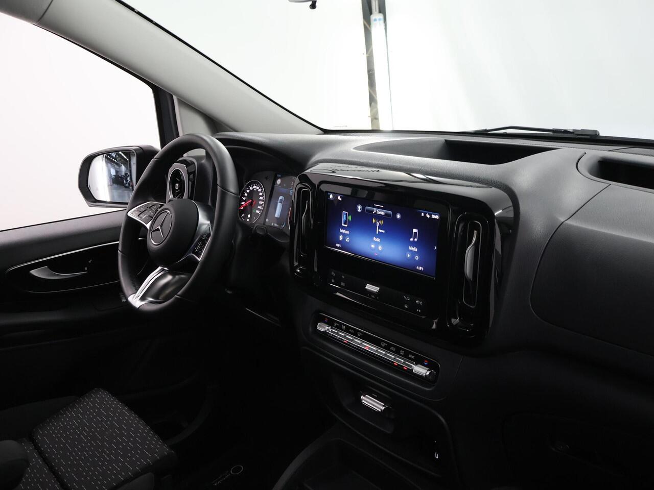 Mercedes-Benz VITO 119 XL L3 PRO | EDITION | DUBBELE CABINE | MULTI-BEAM LED | ACHTERUITRIJCAMERA | 2500 KG AHW TREKHAAK | ACHTERDEUREN | 2X ZIJSCHUIFDEUR | CRUISE CONTROL | STOEL - STOEL | METALLIC