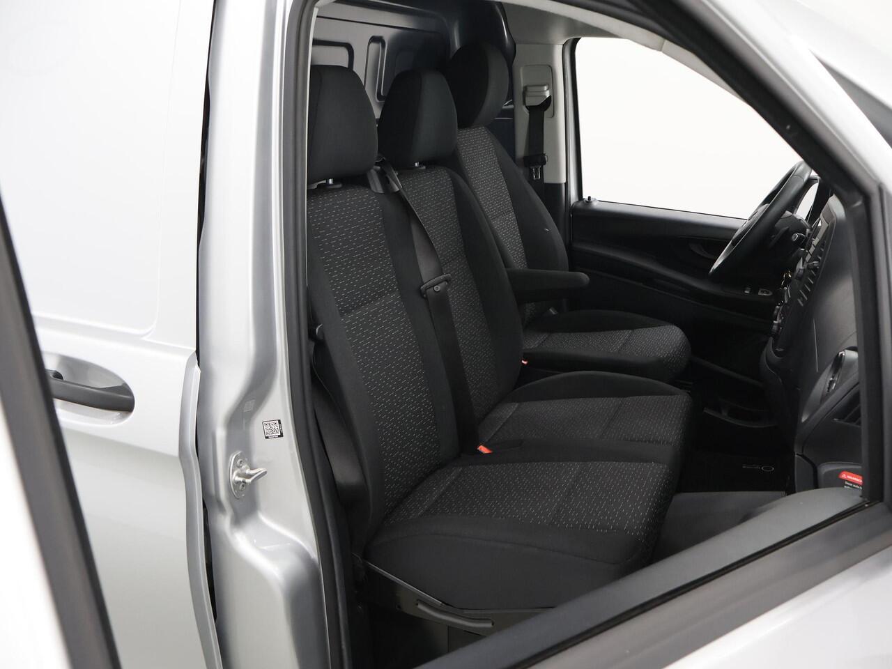 Mercedes-Benz VITO 114 CDI | Lang L2 | Aut | Parkeercamera | Bluetooth | Airco | Cruise Control | Sidebars | 3-zits | Certified