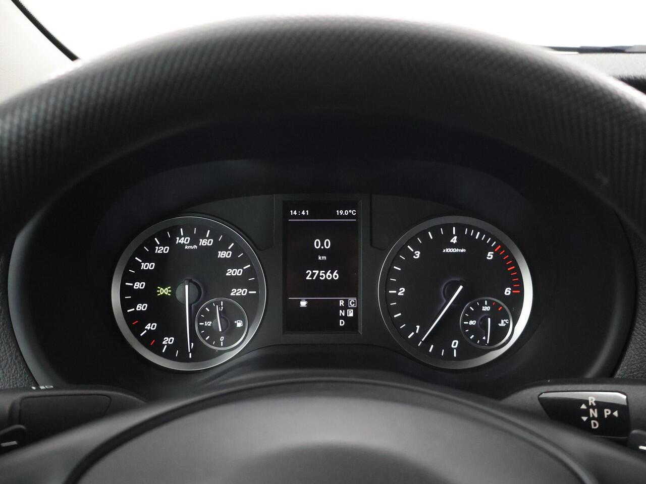 Mercedes-Benz VITO 114 CDI | Lang L2 | Aut. | Parkeercamera | Bluetooth | Airco | Cruise Control | 3-zits | Certified