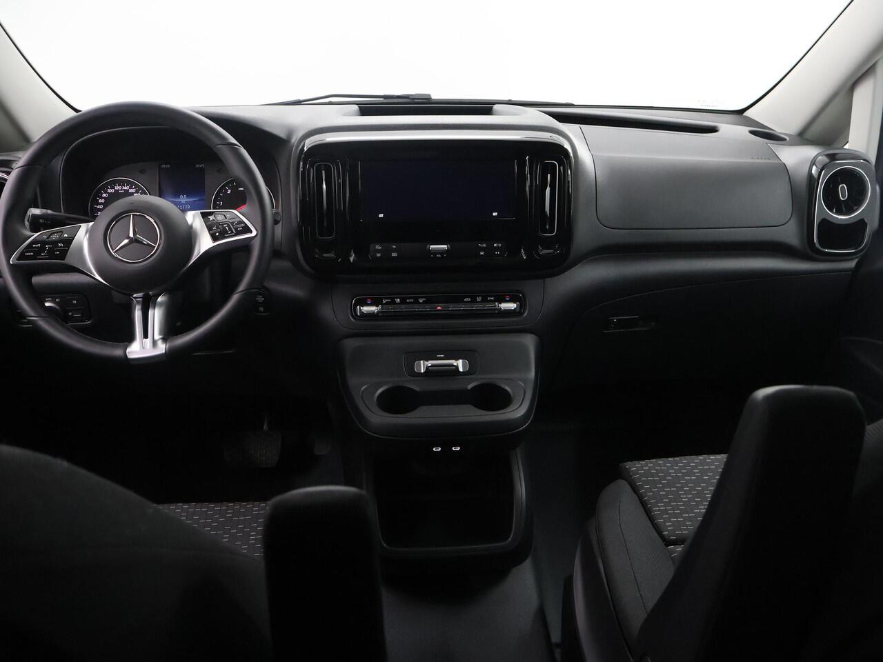 Mercedes-Benz VITO 116 CDI | Lang L2 | Select | Dubbele Cabine | Schuifdeur L+R | Spiegelpakket | Alarm | Climate Control | Comfortstoelen | LED Koplampen | Trekhaak 2500KG. | Certified