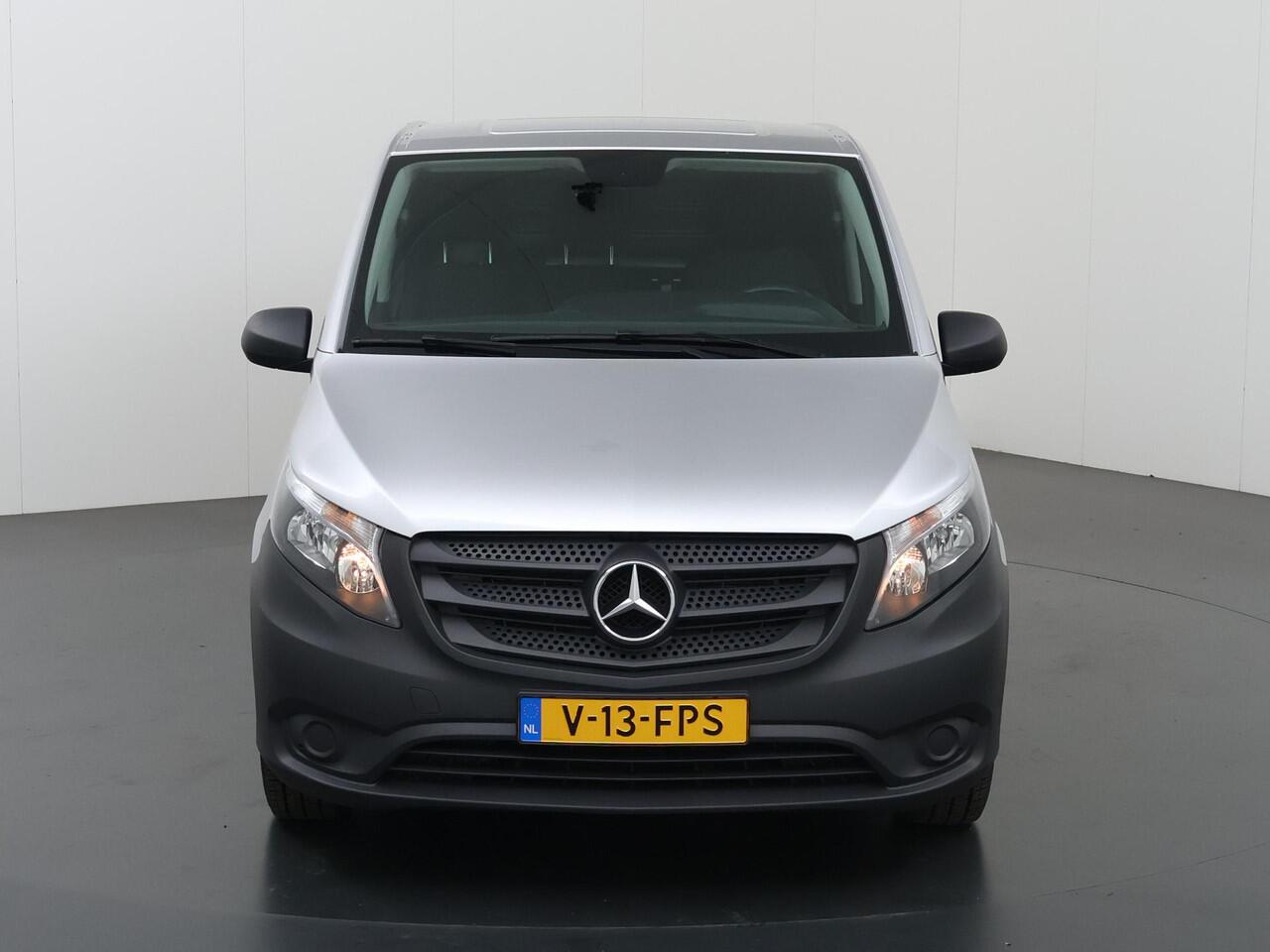 Mercedes-Benz VITO 114 CDI | Lang L2 | Aut. | Parkeercamera | Apple/Android Carplay| Achterdeuren 180 Graden | Airco | Cruise Control | Sidebars | 3-zits | Certified