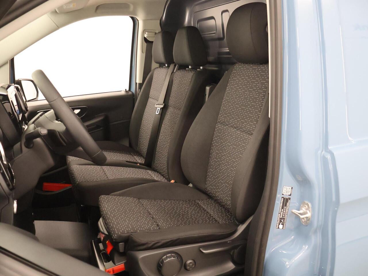 Mercedes-Benz VITO 116 CDI L2 Pro | Aut. | Achterdeuren | Cruise Control Adaptief | Trekhaak | Parkeercamera | BPM-vrij |