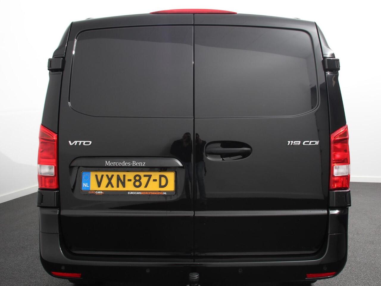 Mercedes-Benz VITO 119 CDI 190pk Automaat L2 Lang Navigatie Camera Apple Carplay Cruise control Trekhaak Leder Lichtmetalen Velgen