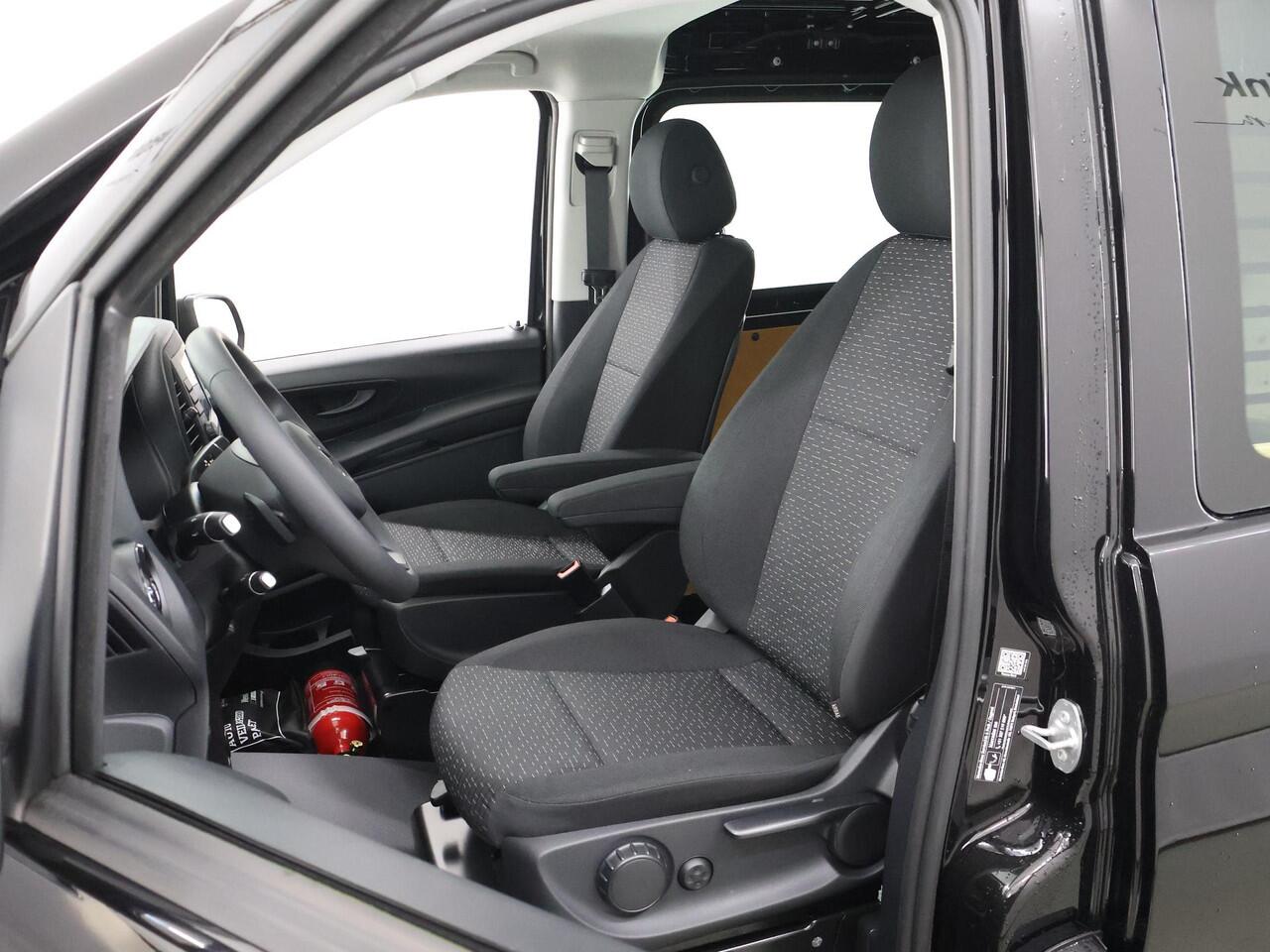 Mercedes-Benz VITO 116 CDI Extra Lang | Dubbel Cabine ¤59.995,- | Sidebars | LED | Trekhaak | Lat om Lat Bettimmering |