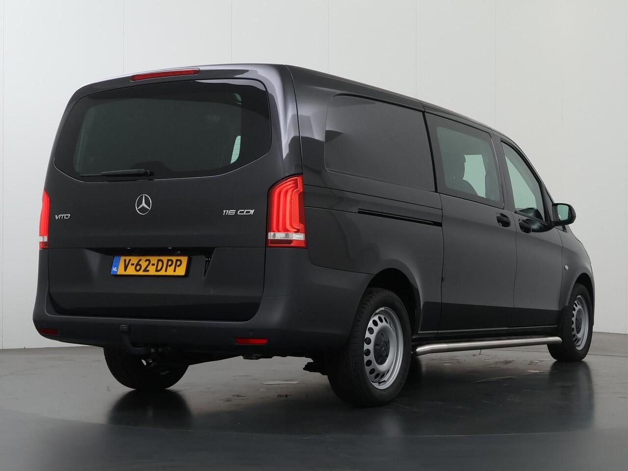 Mercedes-Benz VITO 116 CDI Extra Lang | Dubbel Cabine ¤57.995,- | Sidebars | LED | Trekhaak |