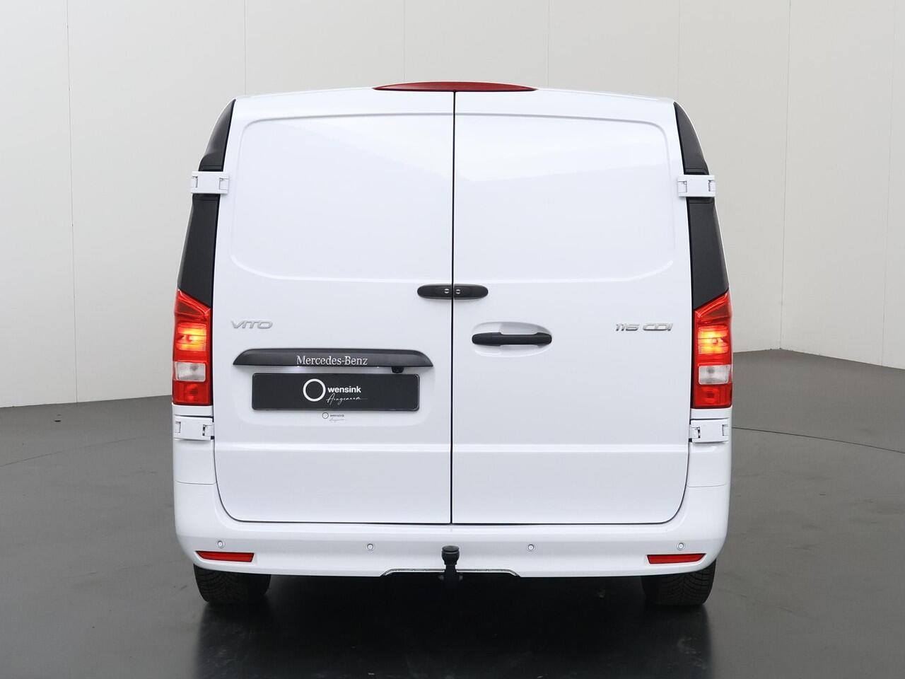 Mercedes-Benz VITO 116 CDI | L3 XL | SELECT | AUTOMAAT | NAVIGATIE | CAMERA | MULTI-BEAM LED | ACHTERDEUREN | STOELVERWARMING | KUNST LEDER | TREKHAAK | LICHTMETALEN WIELEN | 270 DEUREN | CERTIFIED