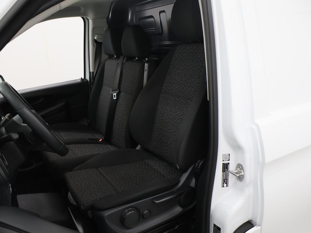 Mercedes-Benz VITO 116 CDI | Aut. | Lang L2 | Pro | 3 zits | Achteruitrijcamera | Airco | Trekhaak | Cruise Control | Certified