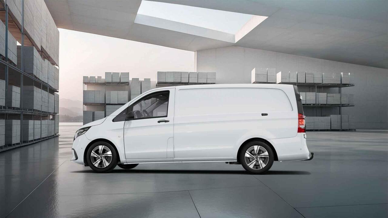 Mercedes-Benz VITO 116 CDI | L2 | SELECT | AUTOMAAT | 165 PK | LEDER ZWART | LED | NAVIGATIE | CAMERA | CRUISE CONTROL | AIRCO | 2500 KG TREKHAAK | LAADRUIMTE HOUT | 3-ZITS | CARPLAY EN ANDROID AUTO | CERTIFIED