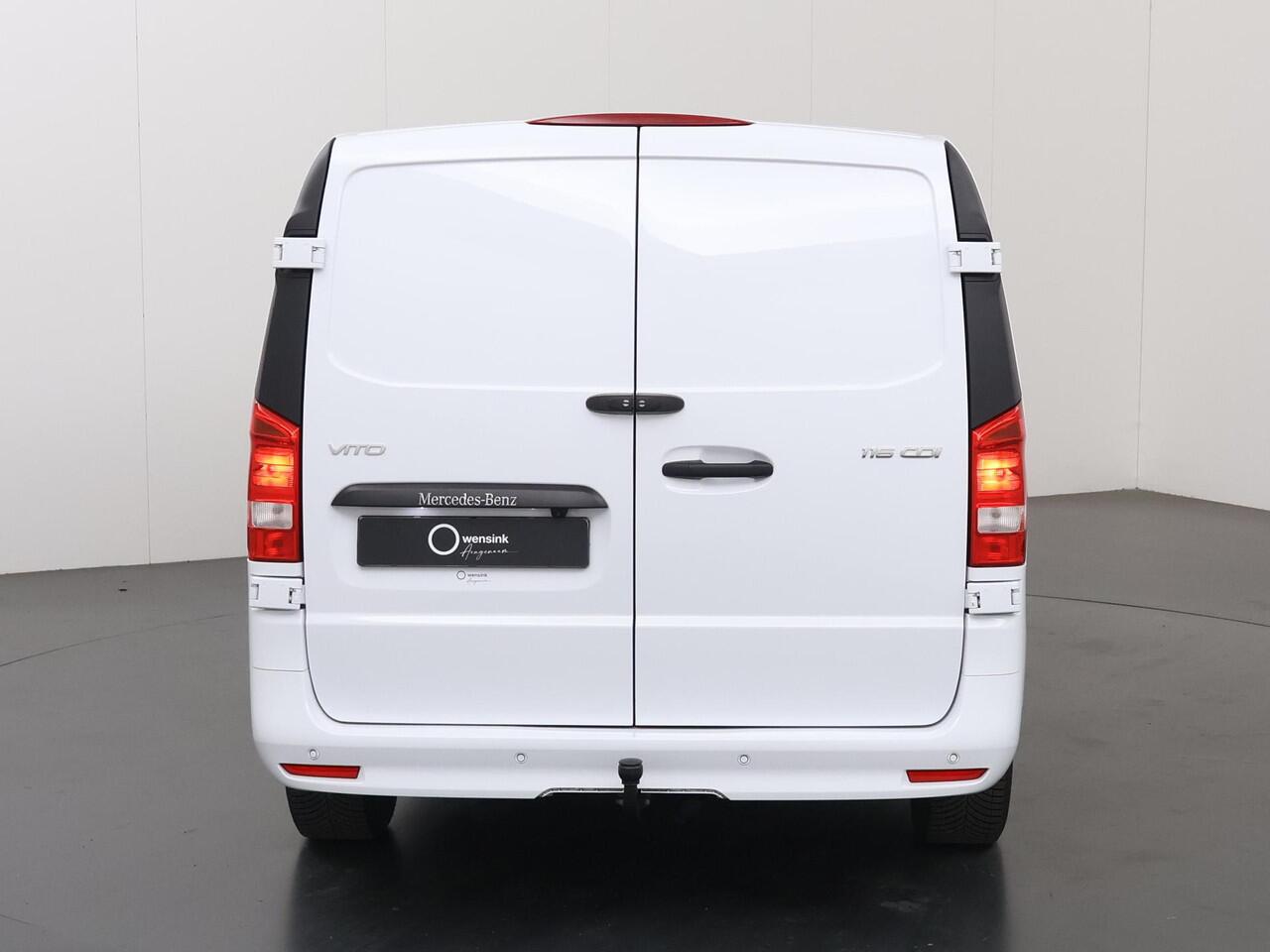 Mercedes-Benz VITO 116 CDI | Aut. | XL L3 | Select | NAVIGATIE | CAMERA | MULTI-BEAM LED | ACHTERDEUREN | STOELVERWARMING | KUNST LEDER | TREKHAAK | LICHTMETALEN WIELEN | 270 DEUREN | CERTIFIED