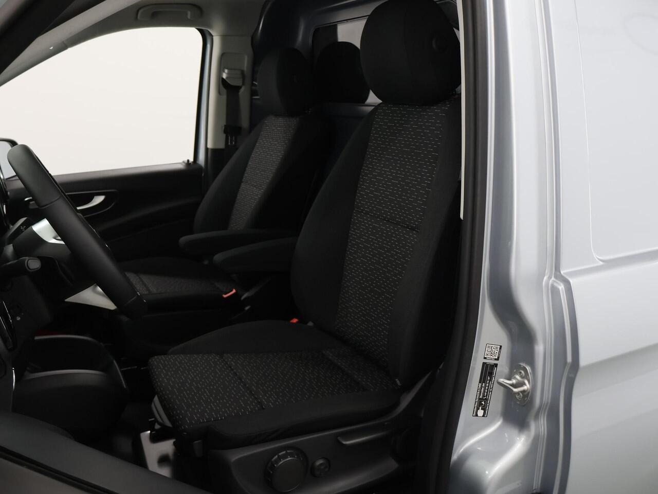 Mercedes-Benz VITO 119 CDI Aut. | XL L3 | Select | EDITION | STYLINGPAKKET | LM VELGEN | SPOILERPAKKET | TREEPLANKEN | Luchtvering | Adaptive Cruise Control | 360 Camera | Parkeersensoren | Achteruitrijcamera | Navigatie | Stoel - Stoel