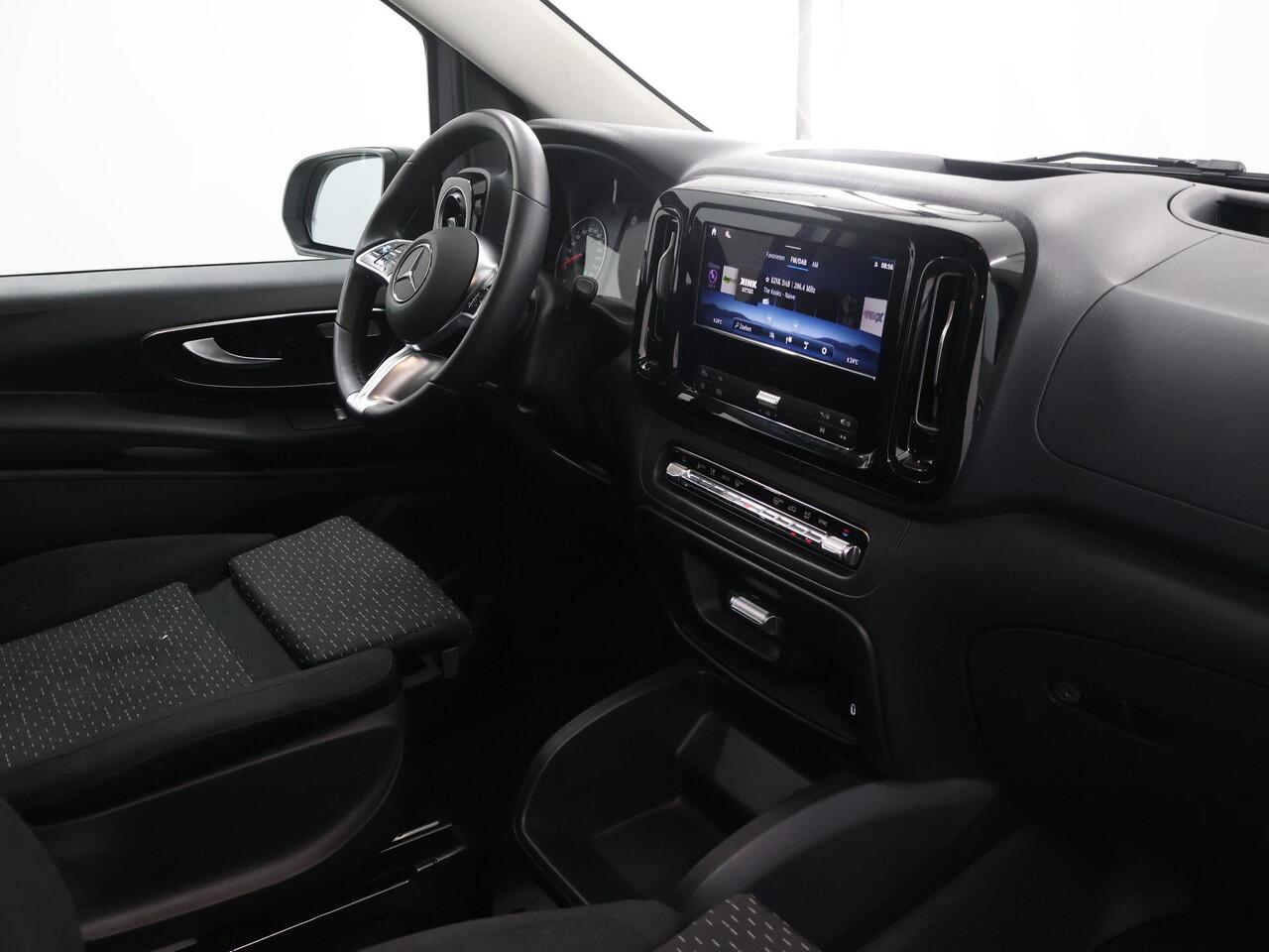 Mercedes-Benz VITO 119 CDI | Aut. | XL L3 | Select | Airmatic Luchtvering | Distronic Plus | Climate Control | LED Koplampen | Trekhaak Afneembaar | Navigatie | Stoelverwarming