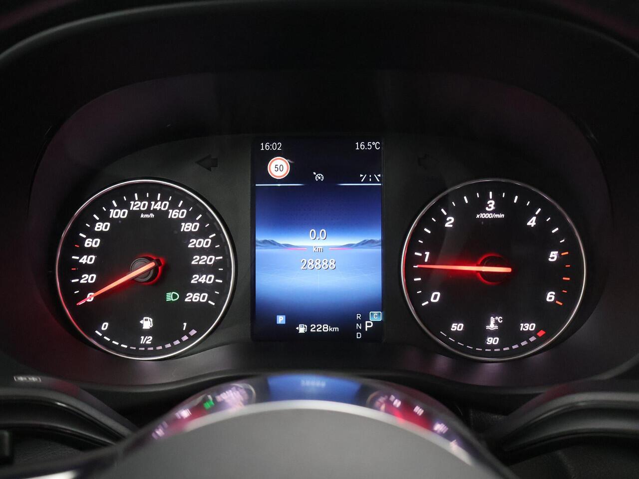 Mercedes-Benz VITO 116 CDI | L3 XL | PRO | AUT. | 2X ZIJSCHUIFDEUR | ACHTERUITRIJCAMERA | LEDER ZWART BEKLEDING | SMARTPHONE INTEGRATIE PAKKET | PARKEERSENSOREN | BETIMMERDE LAADRUIMTE | 2500 KG AHW TREKHAAK