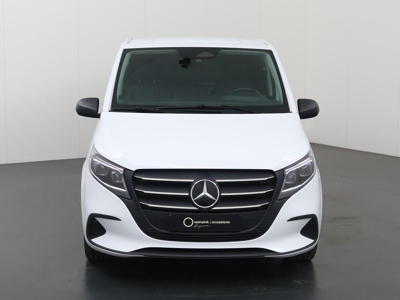 Mercedes-Benz VITO 116 CDI | Aut. | XL L3 | Select | Lederen Stuurwiel | Navigatie | Spiegelpakket | Alarm Klasse 3 | Verwarmde Comfortstoel Bestuurder en Bijrijdersbank | Airco | Dodehoekassistent | Parkeerpakket | Cruisecontrol | Trekhaak 2500kg | Achterdeuren 270 Graden 