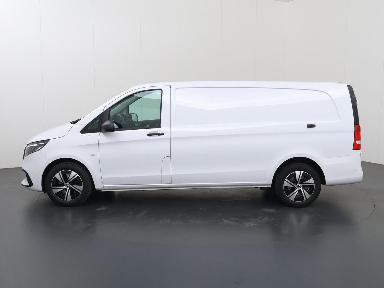 Mercedes-Benz VITO 116 CDI | Aut. | XL L3 | Select | NAVIGATIE | CAMERA | MULTI-BEAM LED | ACHTERDEUREN | STOELVERWARMING | KUNST LEDER | TREKHAAK | LICHTMETALEN WIELEN | 270 DEUREN | CERTIFIED