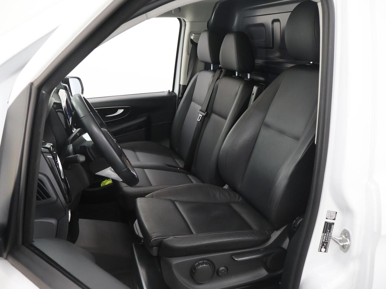 Mercedes-Benz VITO 116 CDI | Aut. | XL L3 | Select | NAVIGATIE | CAMERA | MULTI-BEAM LED | ACHTERDEUREN | STOELVERWARMING | KUNST LEDER | TREKHAAK | LICHTMETALEN WIELEN | 270 DEUREN | CERTIFIED