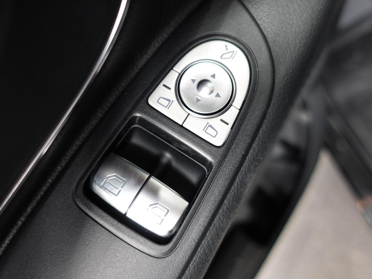 Mercedes-Benz VITO 114 CDI L2 Select Automaat Achterklep Airco Trekhaak