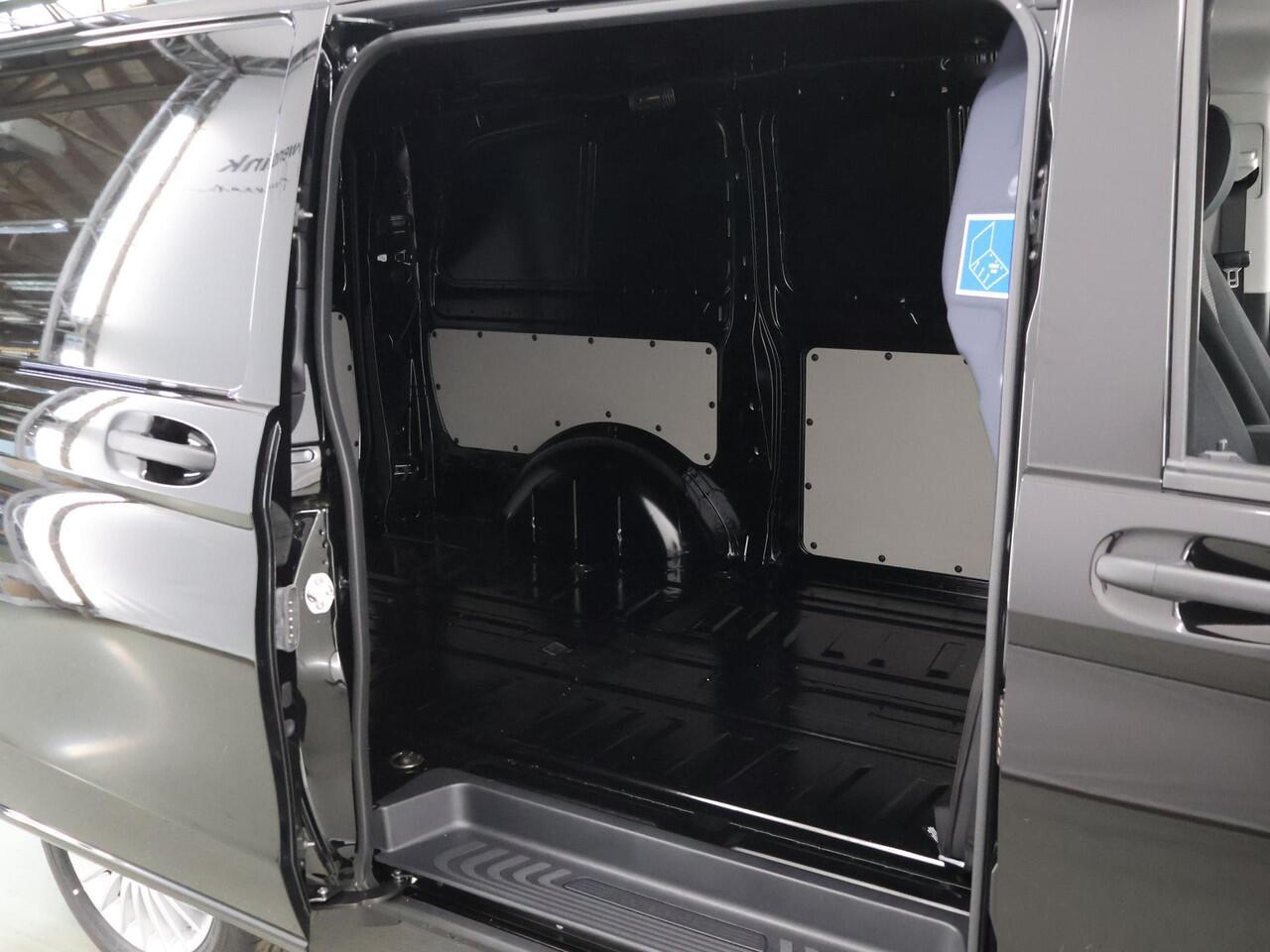 Mercedes-Benz VITO eVito 112 L2 66 kWh