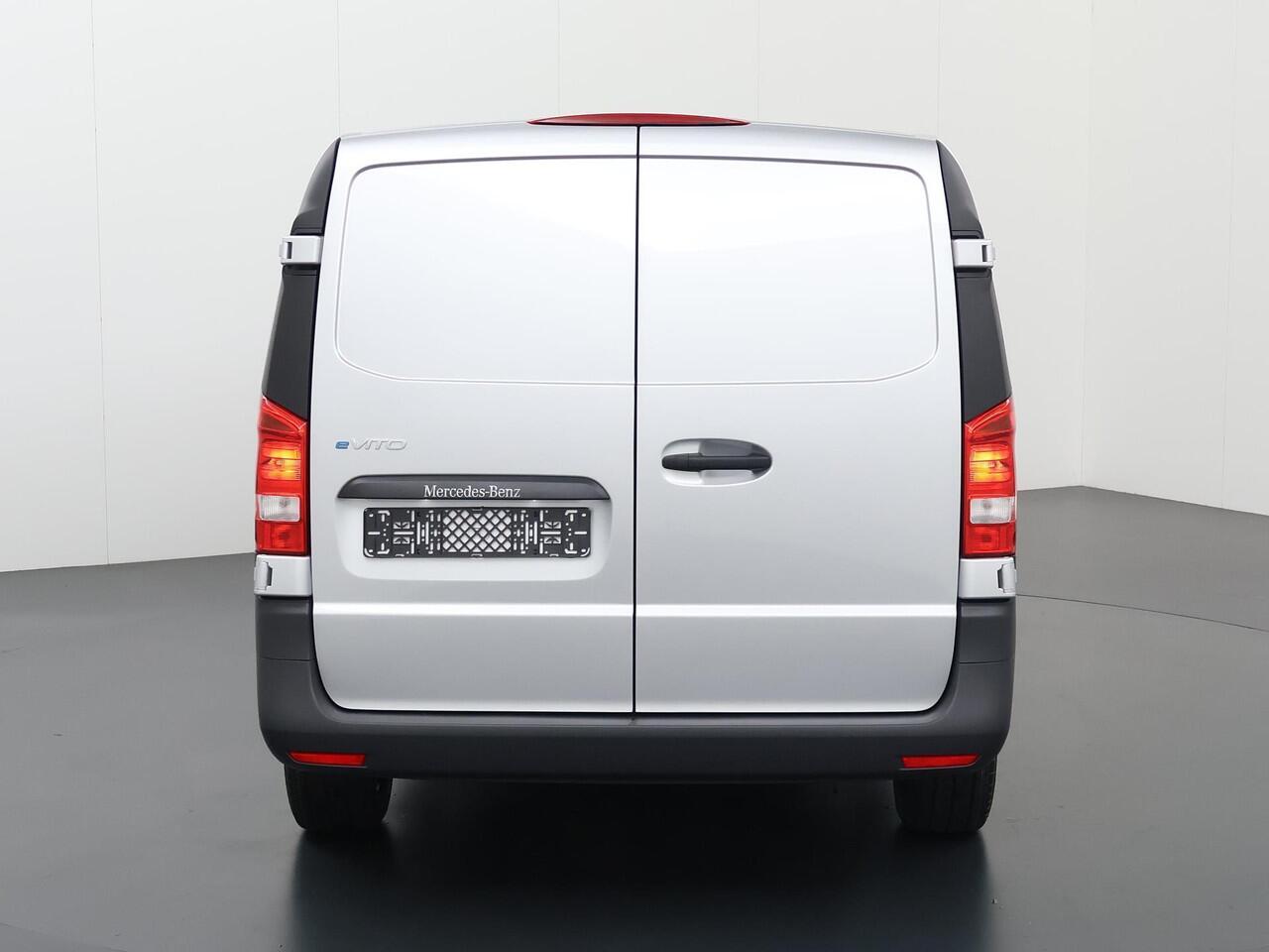 Mercedes-Benz VITO eVito Bestelwagen 66 kWh L3 | Navigatie | Airco | Cruise Control | Bluetooth |