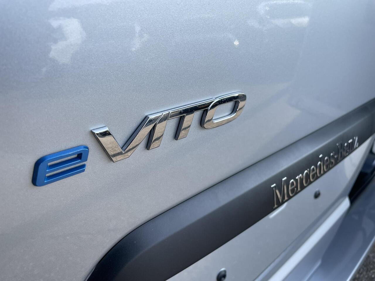 Mercedes-Benz VITO eVito 112 L2 60 kWh Mercedes-Benz eVito eVito 112 L2 66 kWh
