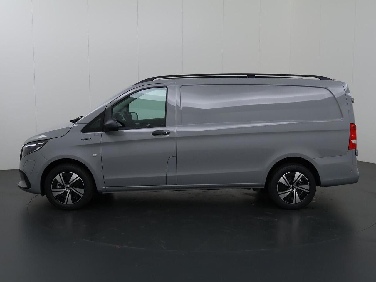 Mercedes-Benz VITO eVito Bestelwagen 112 L2 66 kWh | MultiBeam LED | Stoelverwarming | Apple Carplay | Achteruitrijcamera | Airco | Cruise Control |