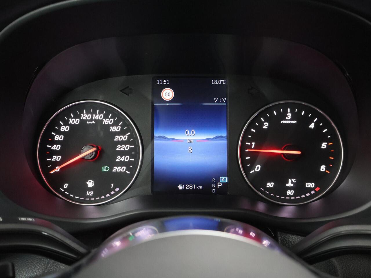 Mercedes-Benz VITO Bestelwagen 119 CDI L2 SELECT | Winterpakket | Schuifdeur links | MULTIBEAM LED-koplampen | Achterdeuren | Dodehoekassistent |