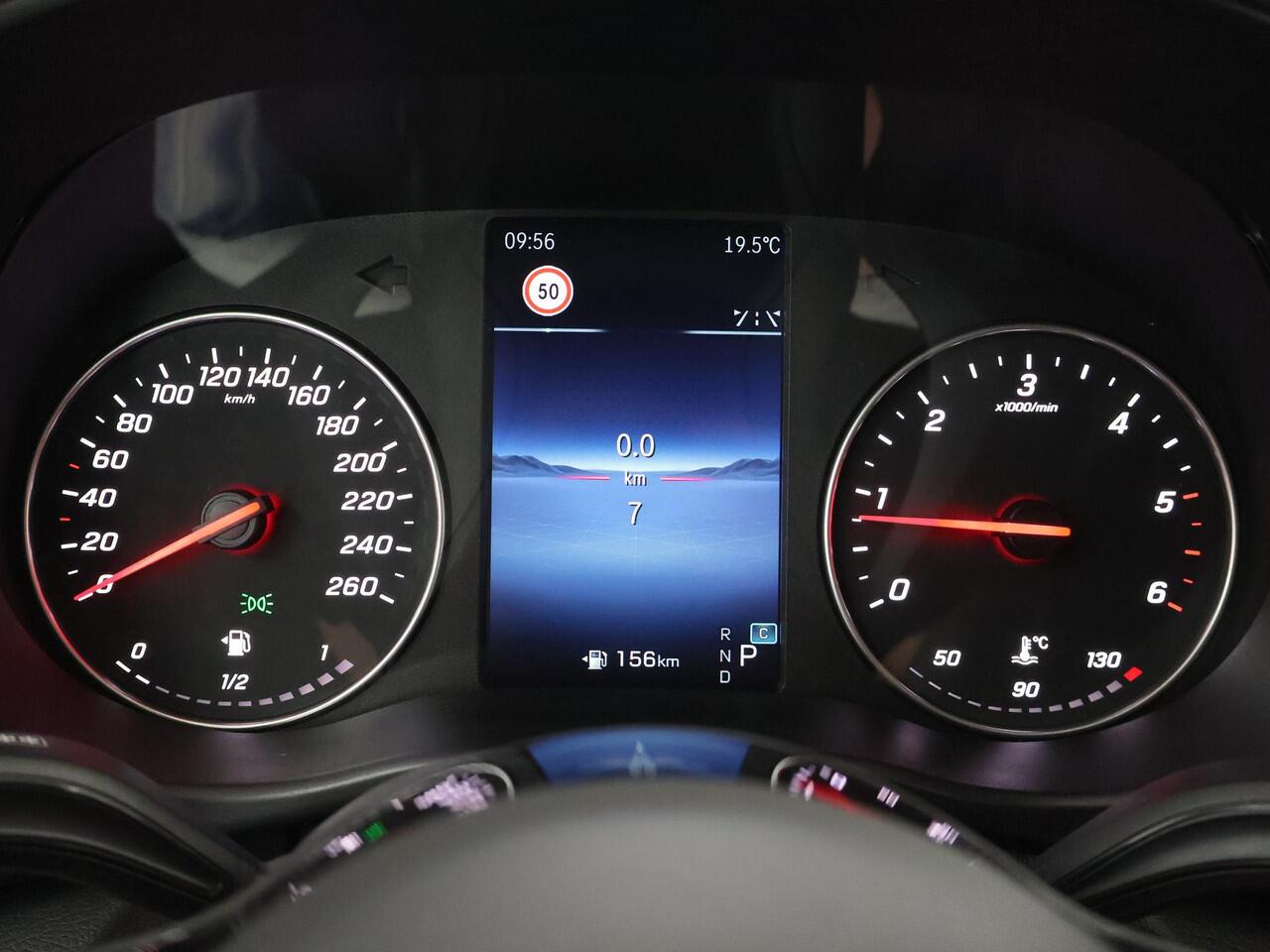 Mercedes-Benz VITO Bestelwagen 114 CDI L2 PRO | Achteruitrijcamera | Climate Control | Trekgewicht 2500 kg | Bumper en stootlijsten carrosseriekleur |