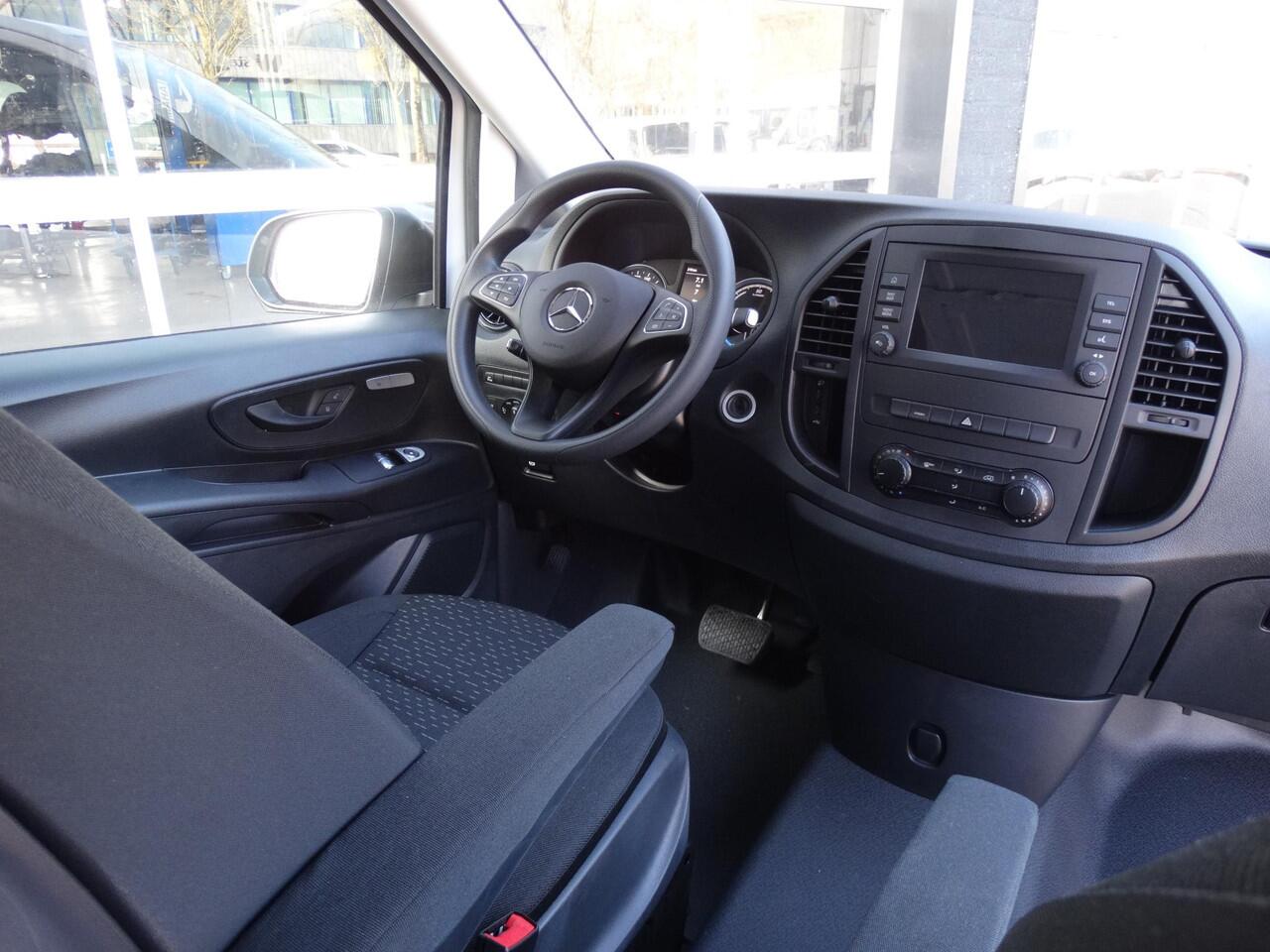 Mercedes-Benz VITO eVito Lang 66 kWh | Achterdeuren | Comfort stoelen | Navigatie