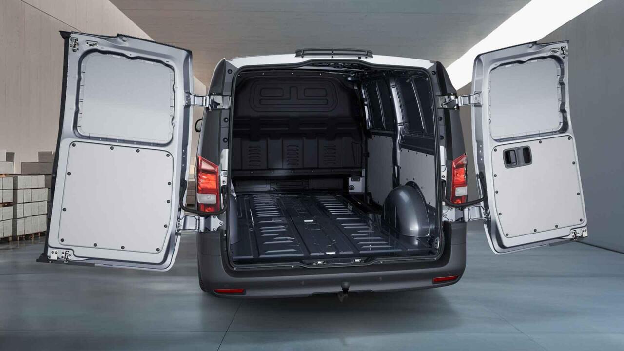 Mercedes-Benz VITO 114 CDI L2 Pro NAVI CARPLAY ANDROID AUTO TREKHAAK 2500KG ALARM SCM3