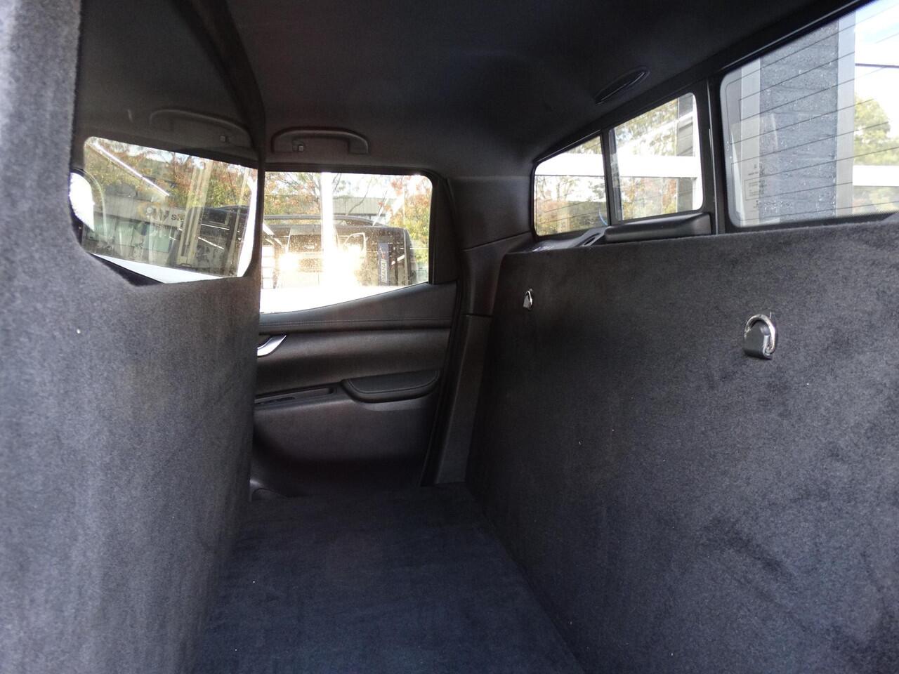 Mercedes-Benz X-Klasse 250 d 4-MATIC Pure | 360 gr. camera | trekhaak voor 3500 kg AHW gewicht