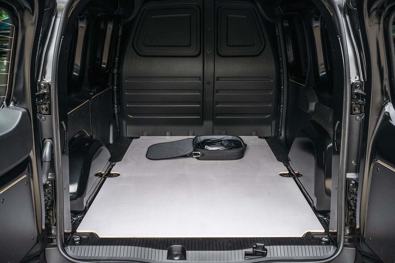 Mercedes-Benz eCitan L1 Pro 51 kWh | Achteruitrijcamera | Climate Control | Navigatie | Apple Carplay | Cruise Control |