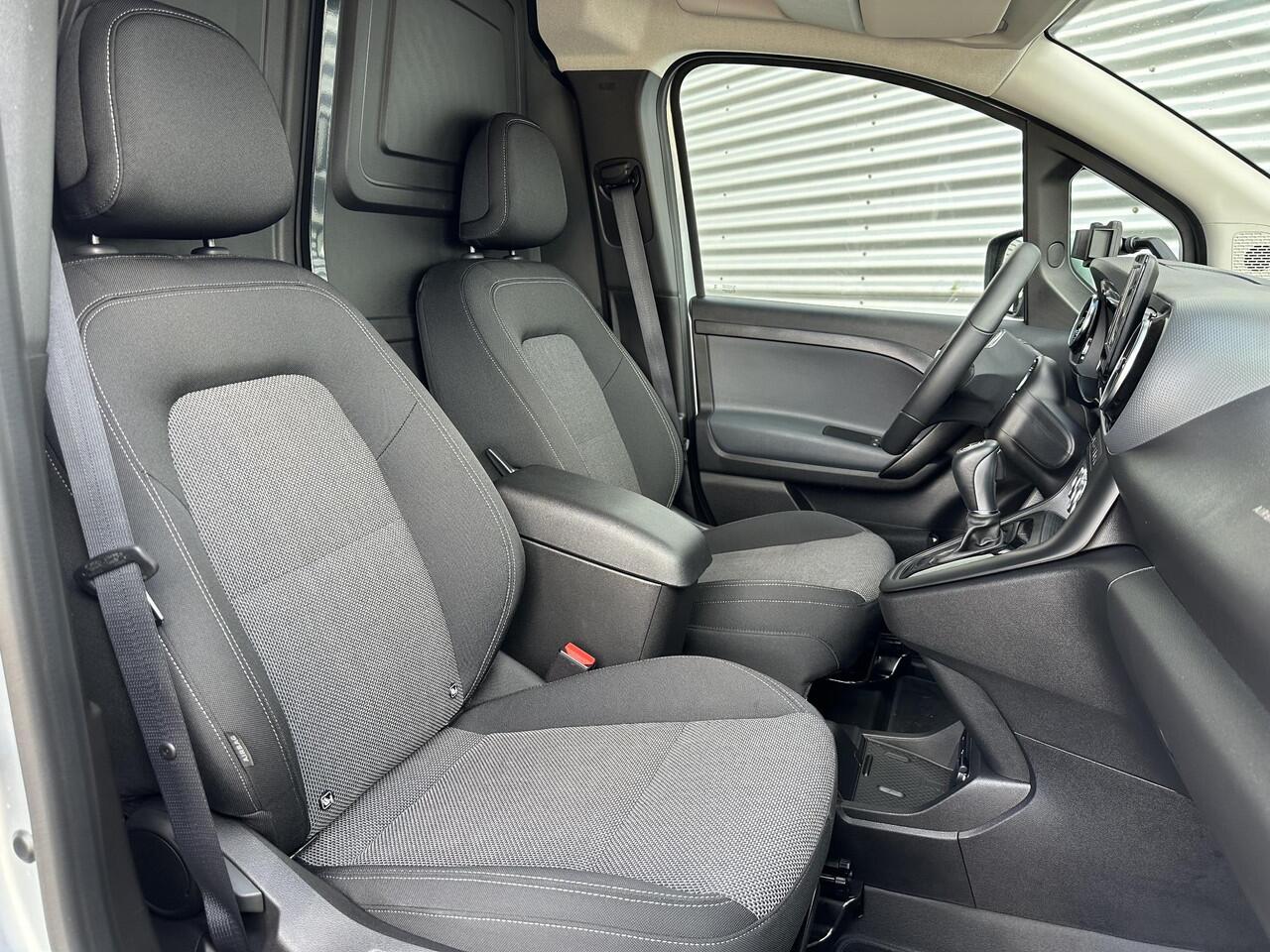 Mercedes-Benz eCitan L2 Pro 51 kWh Héél veel extra's ! | SoH 99% | Nw prijs ¤ 48238,- ex btw