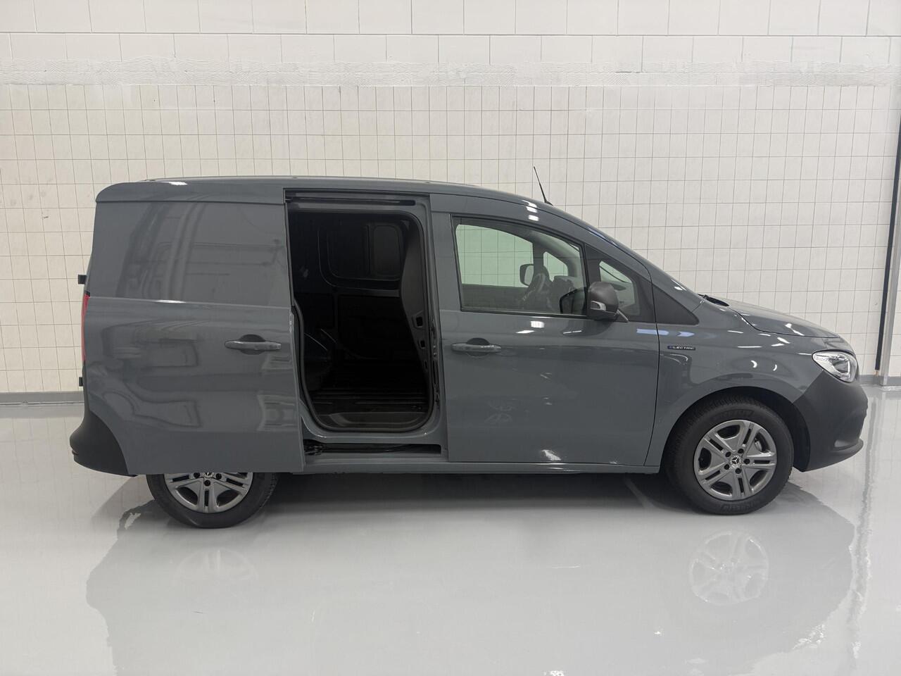 Mercedes-Benz eCitan 112 Pro L1 51 kWh Carplay / PDC / Camera / 16'' / Vol!