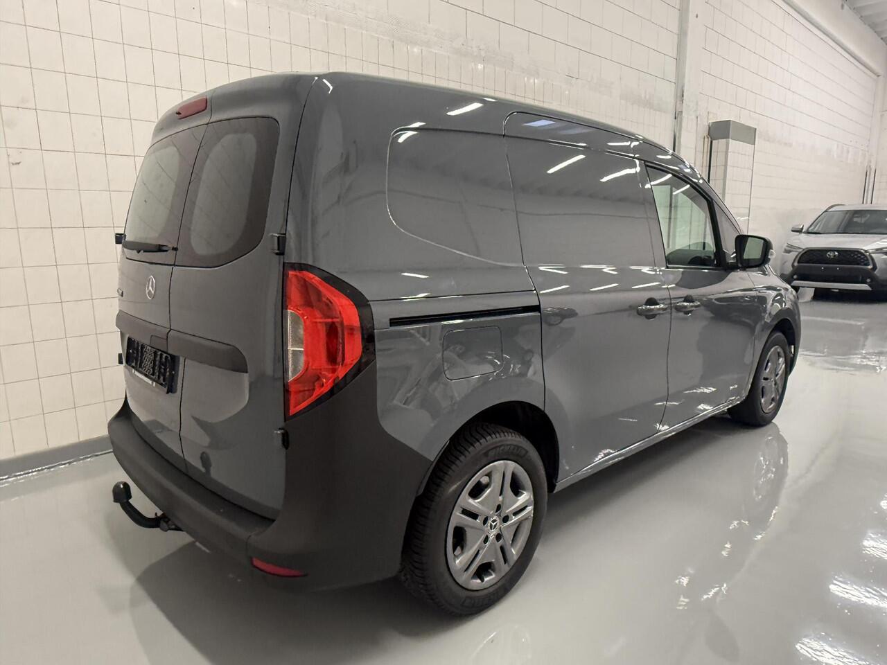 Mercedes-Benz eCitan 112 Pro L1 51 kWh Carplay / PDC / Camera / 16'' / Vol!