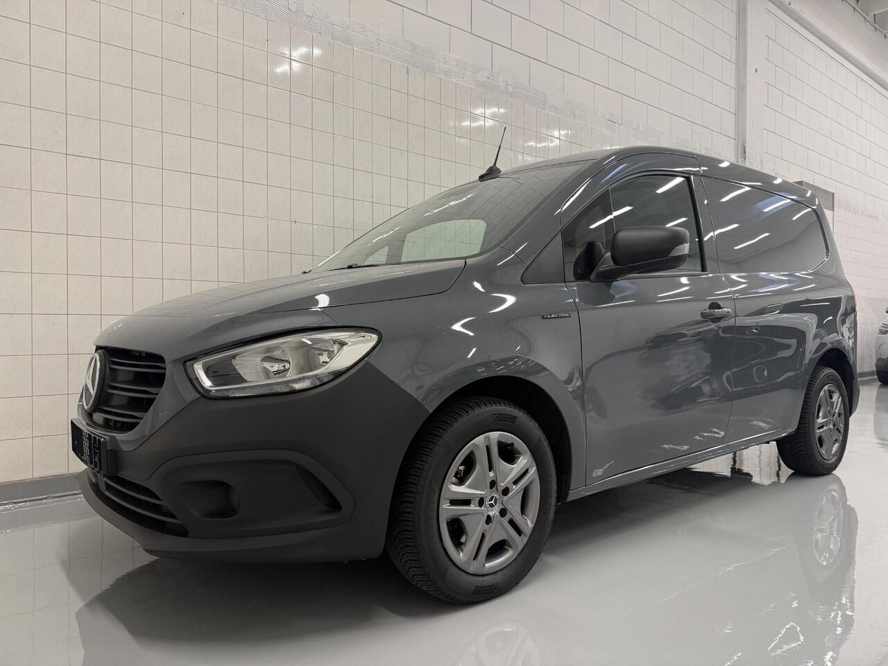 Mercedes-Benz eCitan 112 Pro L1 51 kWh Carplay / PDC / Camera / 16'' / Vol!