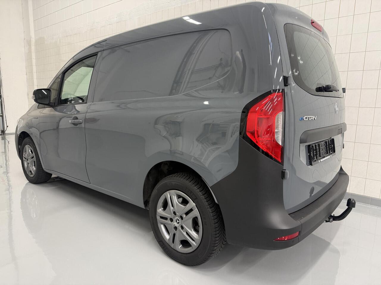 Mercedes-Benz eCitan 112 Pro L1 51 kWh Carplay / PDC / Camera / 16'' / Vol!