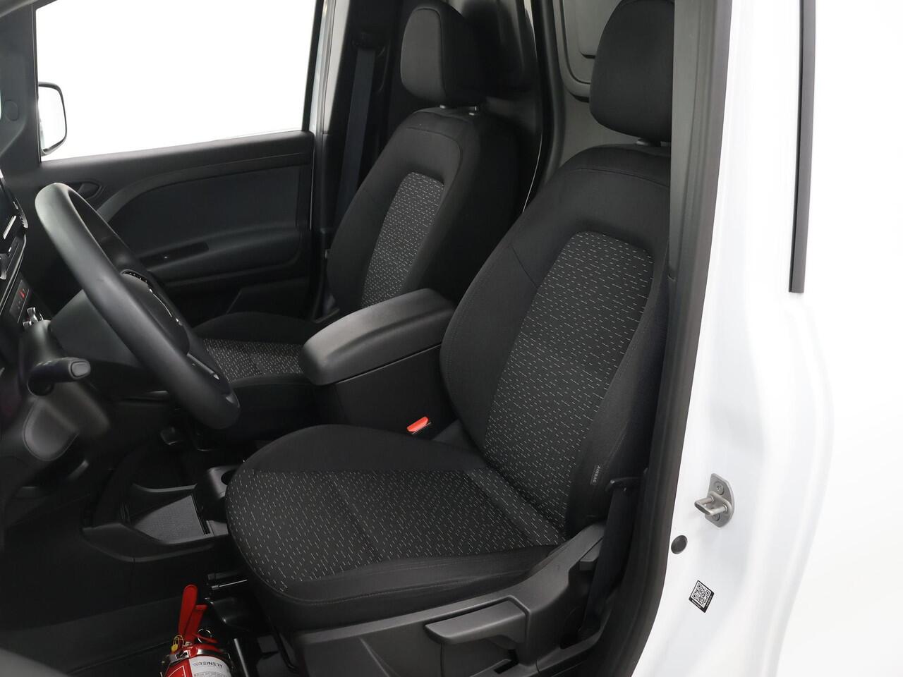 Mercedes-Benz eCitan 112 | Pro | L2 | 51 kWh | Achteruitrijcamera | Climate Control | Navigatie | Cruise Control | Certified