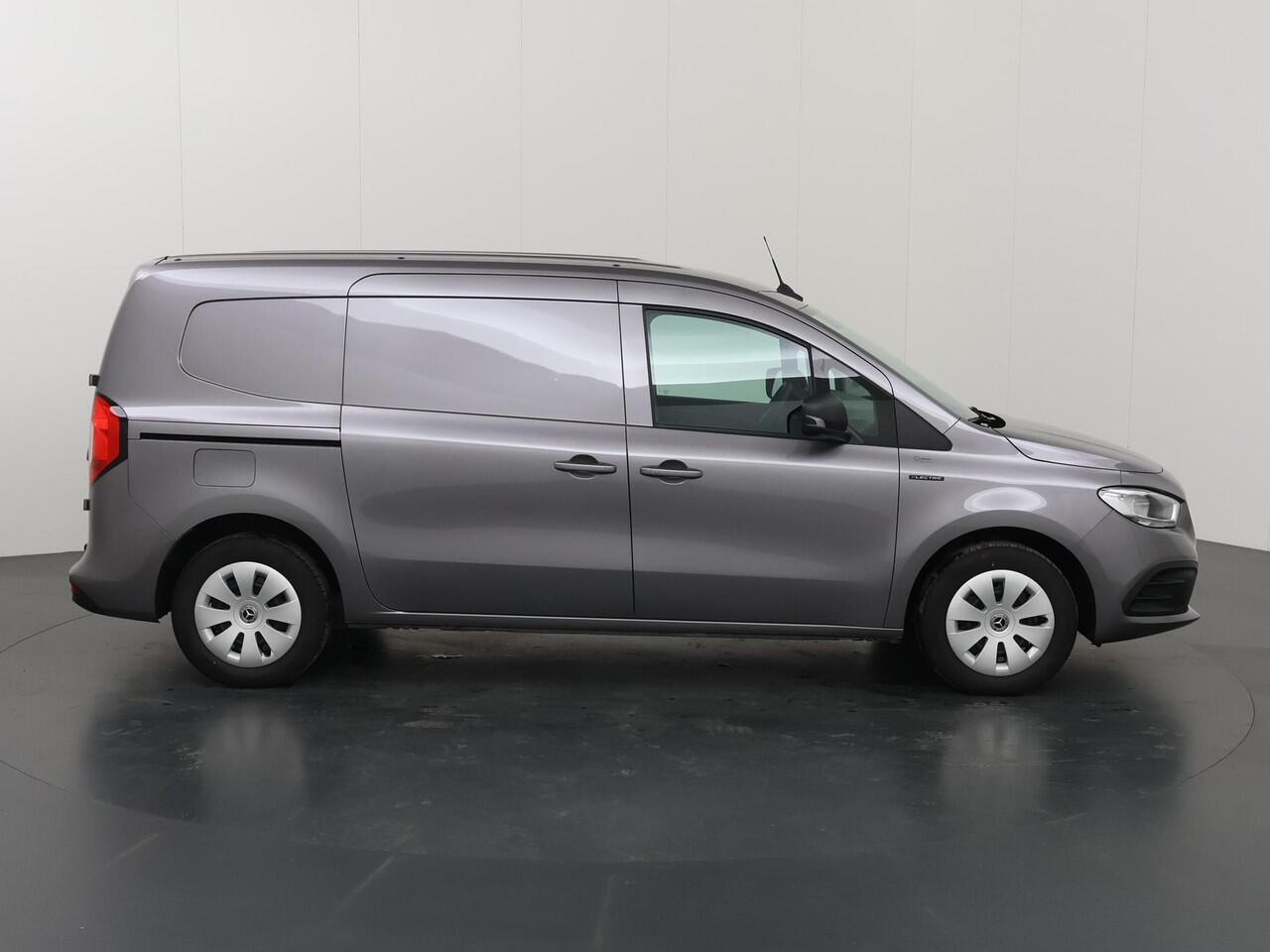 Mercedes-Benz eCitan L2 | Pro | 51 kWh | 271 KM WLTP | Navigatie | Clim Navigatie | Climate Control | Trekhaak | 2-zits | Parkeercamera | Carplay | Comfort Bestuurdersstoel | Certified