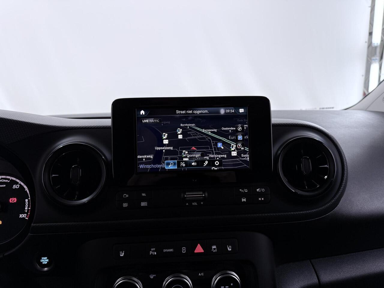 Mercedes-Benz eCitan L1 | Pro | 51 kWh | Navigatie | Parkeercamera | Trekhaak | Cruise Control | Stoelverwarming | Certified