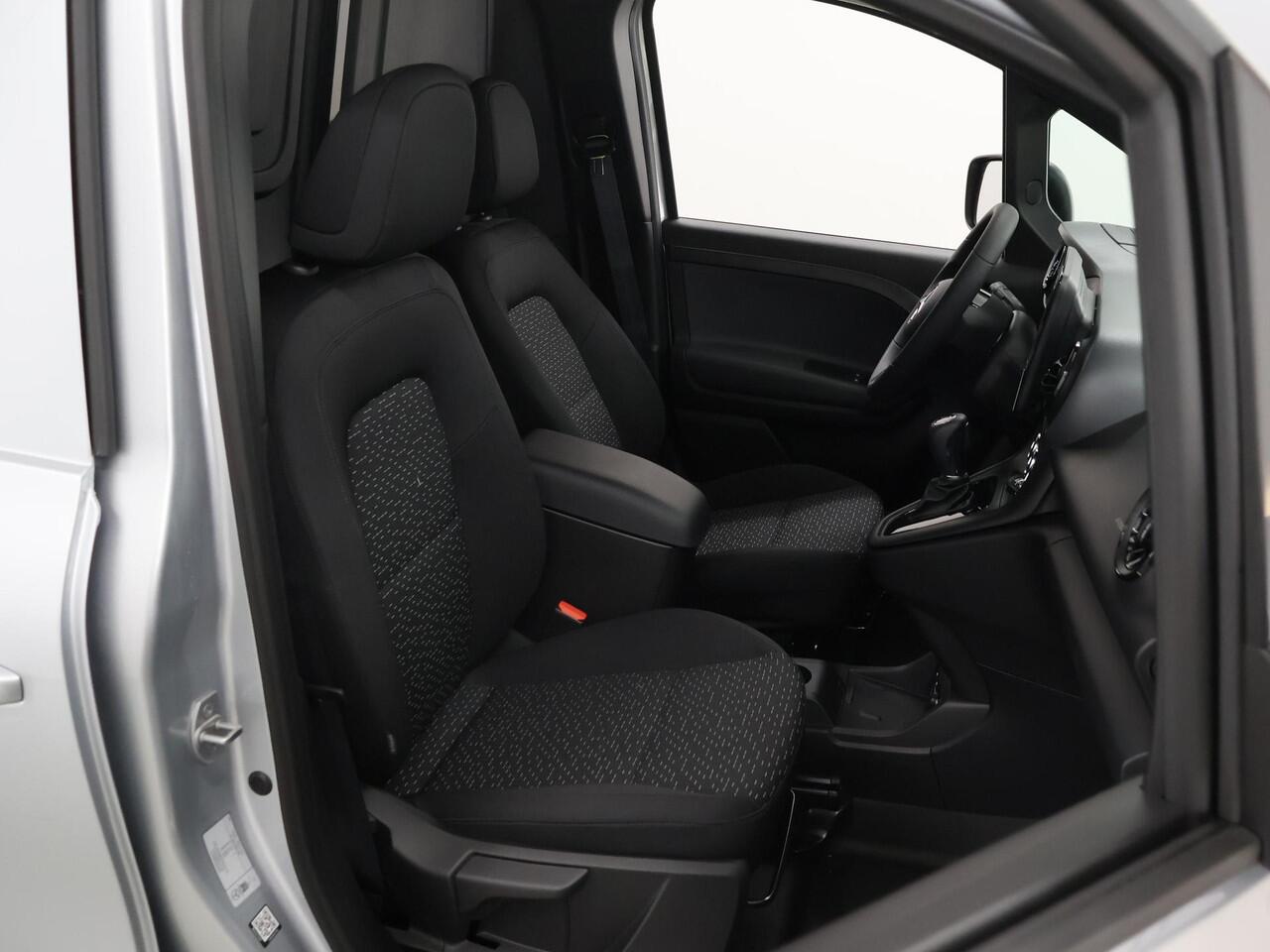 Mercedes-Benz eCitan 112 GB L1 51kWh | Airco | Dodehoekassistent | AC laden 22 kW / DC laden 75 kW | Multifunctioneel stuurwiel | Achteruitrijcamera| Dynamisch Exterieurpakket |