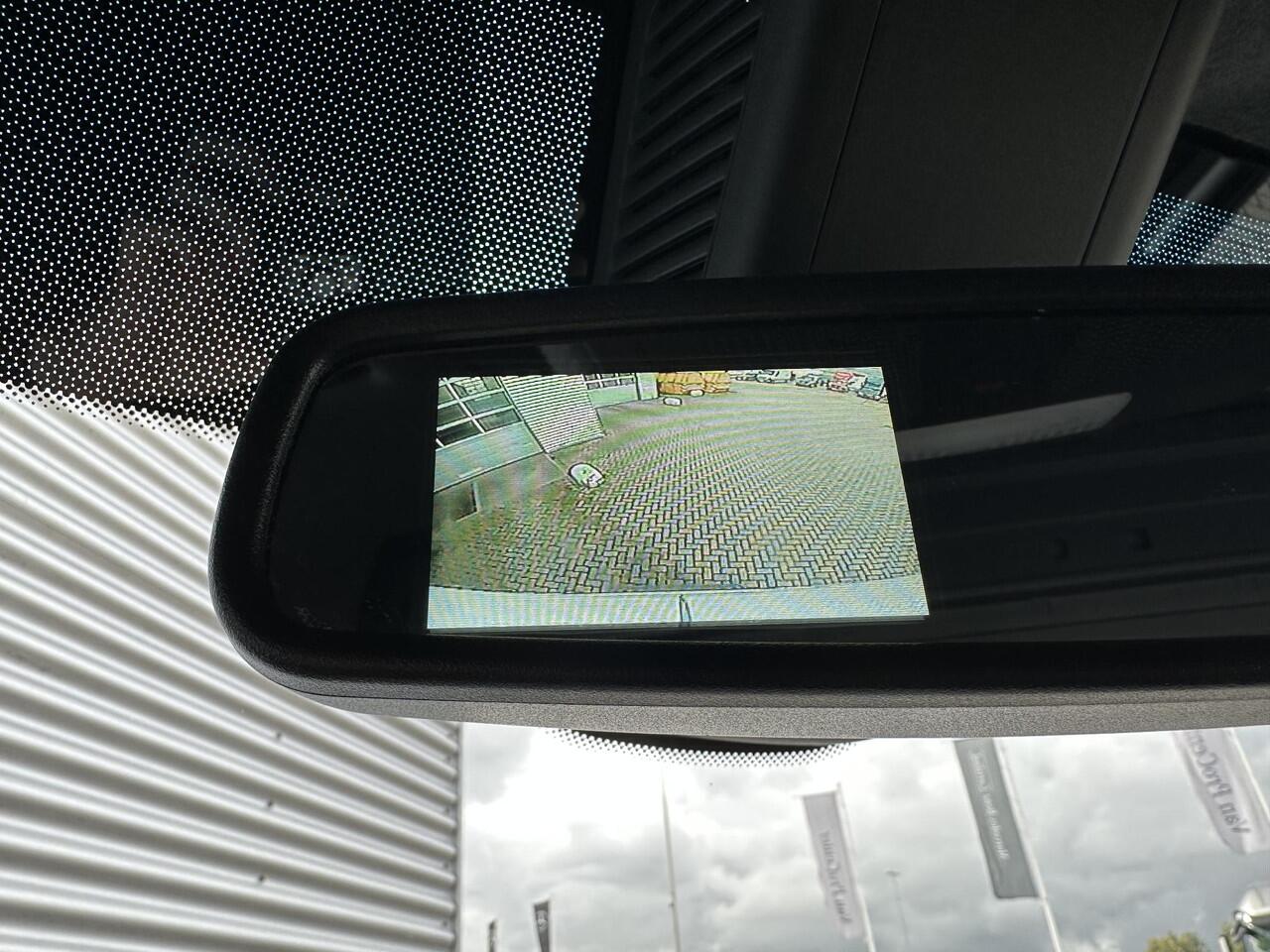 Mercedes-Benz eSprinter L2H2 Snelladen Camera Airco 55kwh WLTP: 151km !