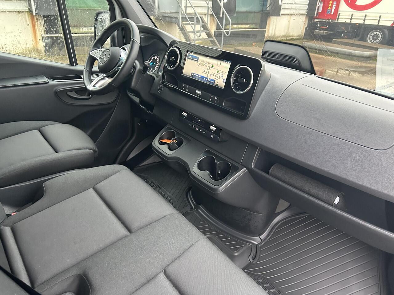 Mercedes-Benz eSprinter 320 L2 Pro 81kWh