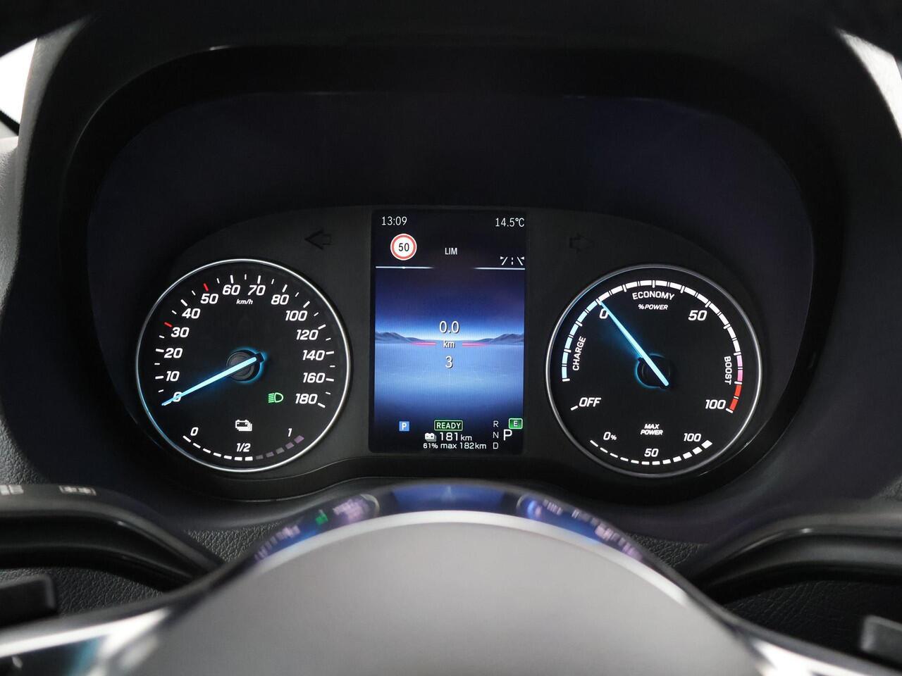 Mercedes-Benz eSprinter 314 L2 L2 Select 81kWh | Actieve Cruise-Controle Distronic | Parkeerpakket met achteruitrijcamera | Dubbele Schuifdeur | Led-verlichting |