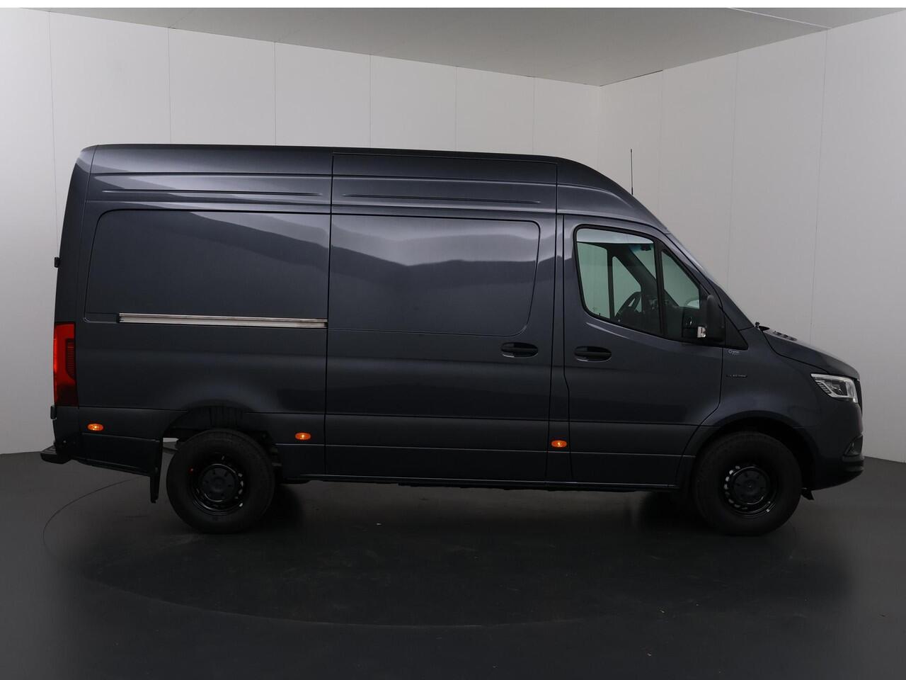 Mercedes-Benz eSprinter 314 L2 L2 Select 81kWh | Actieve Cruise-Controle Distronic | Parkeerpakket met achteruitrijcamera | Dubbele Schuifdeur | Led-verlichting |