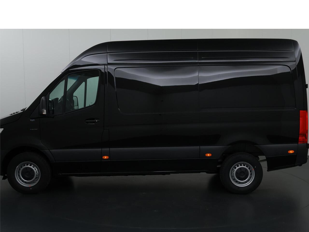 Mercedes-Benz eSprinter 314 L2 Pro 81kWh 100% elektrisch | 2000kg Trekhaak | 115Kw/u DC Snelladen | Smartphone integratie pakket | Carplay | Camera | Comfort bestuurdersstoel |