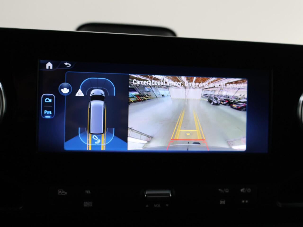 Mercedes-Benz eSprinter 314 L2 Pro 81kWh 100% elektrisch | 2000kg Trekhaak | 115Kw/u DC Snelladen | Smartphone integratie pakket | Carplay | Camera | Comfort bestuurdersstoel |