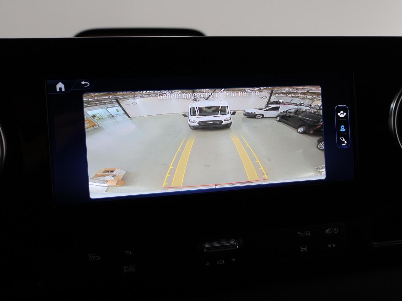 Mercedes-Benz eSprinter 314 L2 H2 | PRO | 81kWh | CRUISE CONTROL | AIRCO | TREKHAAK | PARKEERCAMERA | PARKEERCAMERA | APPLE CARPLAY / ANDROID AUTO | 300 KM WLTP