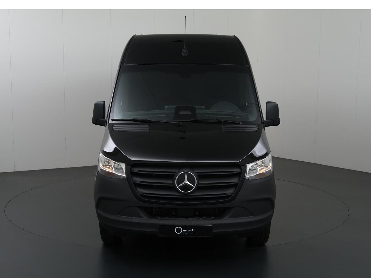 Mercedes-Benz eSprinter 314 L2 H2 RWD PRO 81kWh | Comfortbestuurdersstoel | Trekhaak | Smartphone integratie pakket | 115 kW Snelladen | Achteruitrijcamera |