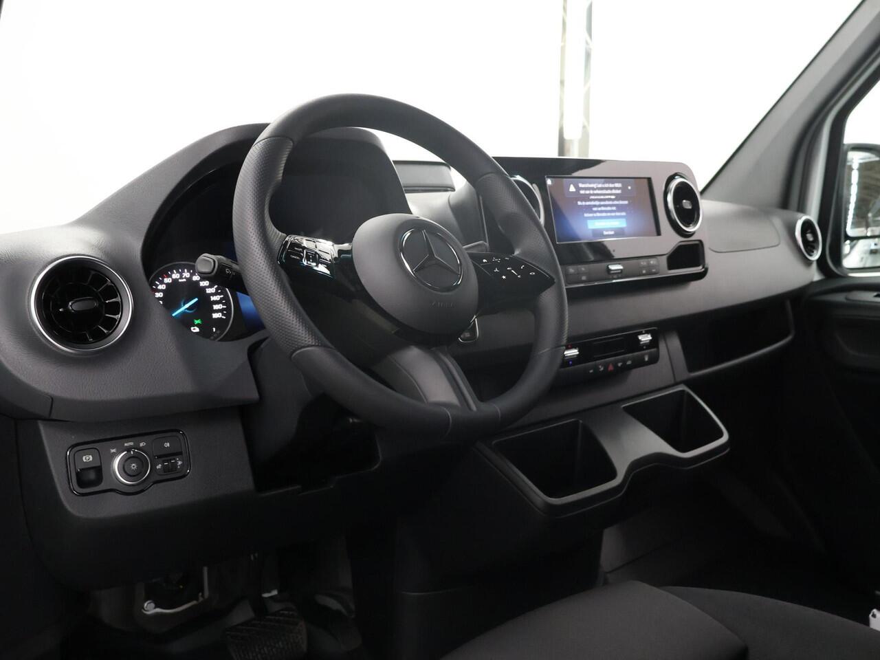 Mercedes-Benz eSprinter 414 L3 H2 Pro 81kWh | 4250 GVW | 270° Deuren | Comfortbestuurdersstoel | Smartphone integratie pakket | DC 115 kWh Snelladen |