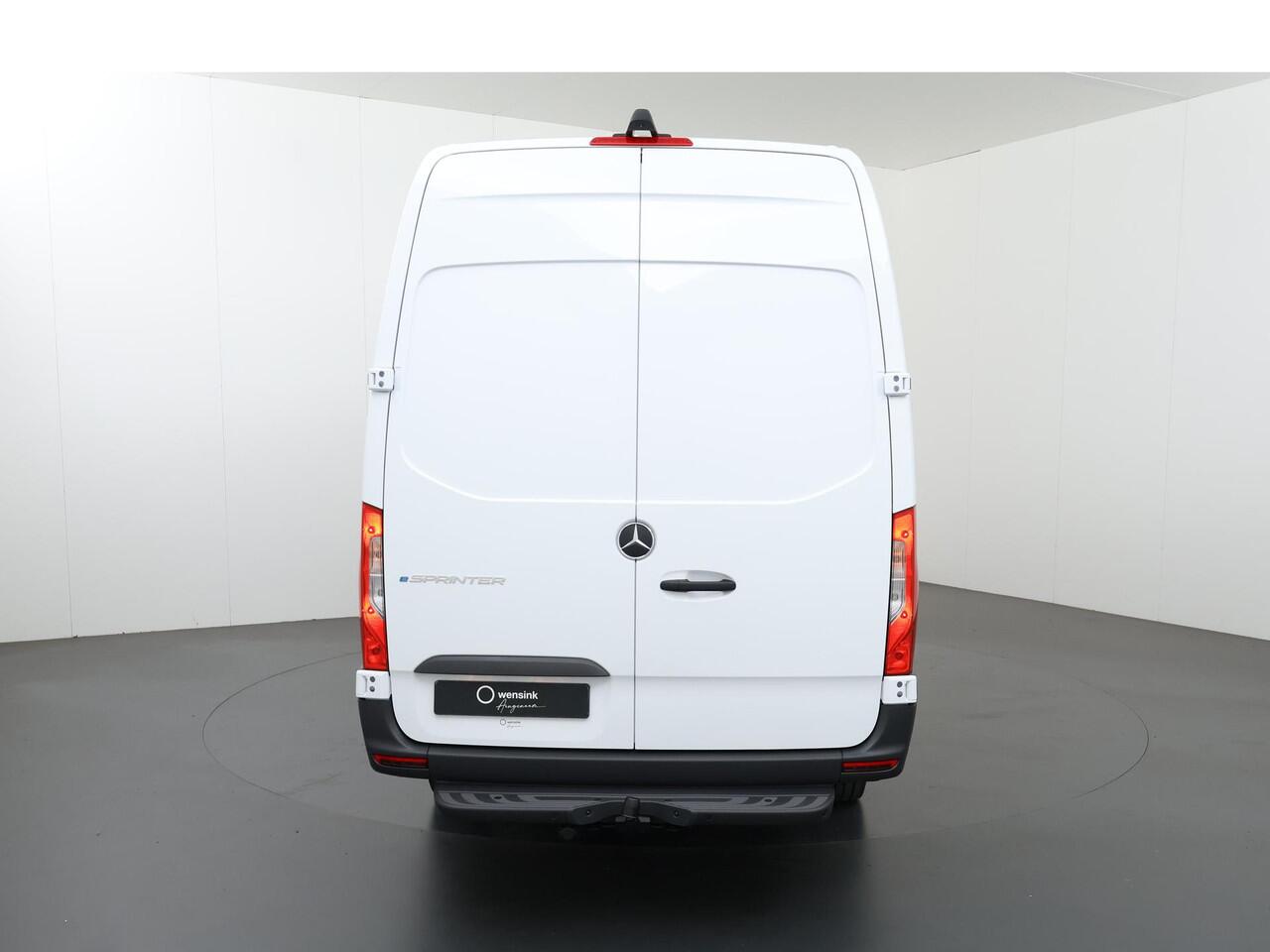 Mercedes-Benz eSprinter 414 L3 H2 PRO 113 kWh | Actieradius tot 445 km | 4 ton GVW 4250 kg | 100% Elektrisch | Achteruitrijcamera | Trekhaak | Stoelverwarming | Cruise Controle |