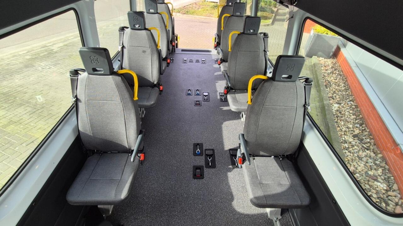 Mercedes-Benz eSprinter ROLSTOELBUS / 4250kg / B-rijbewijs / grootste Accu /snelladen